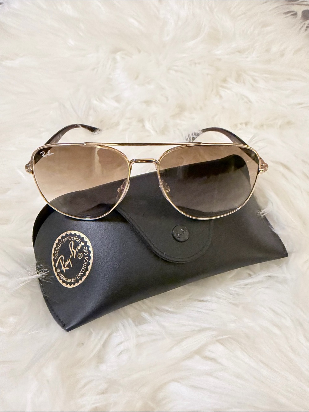 Ray-Ban Gold Frame Gradient Brown Lens Aviator Sunglasses